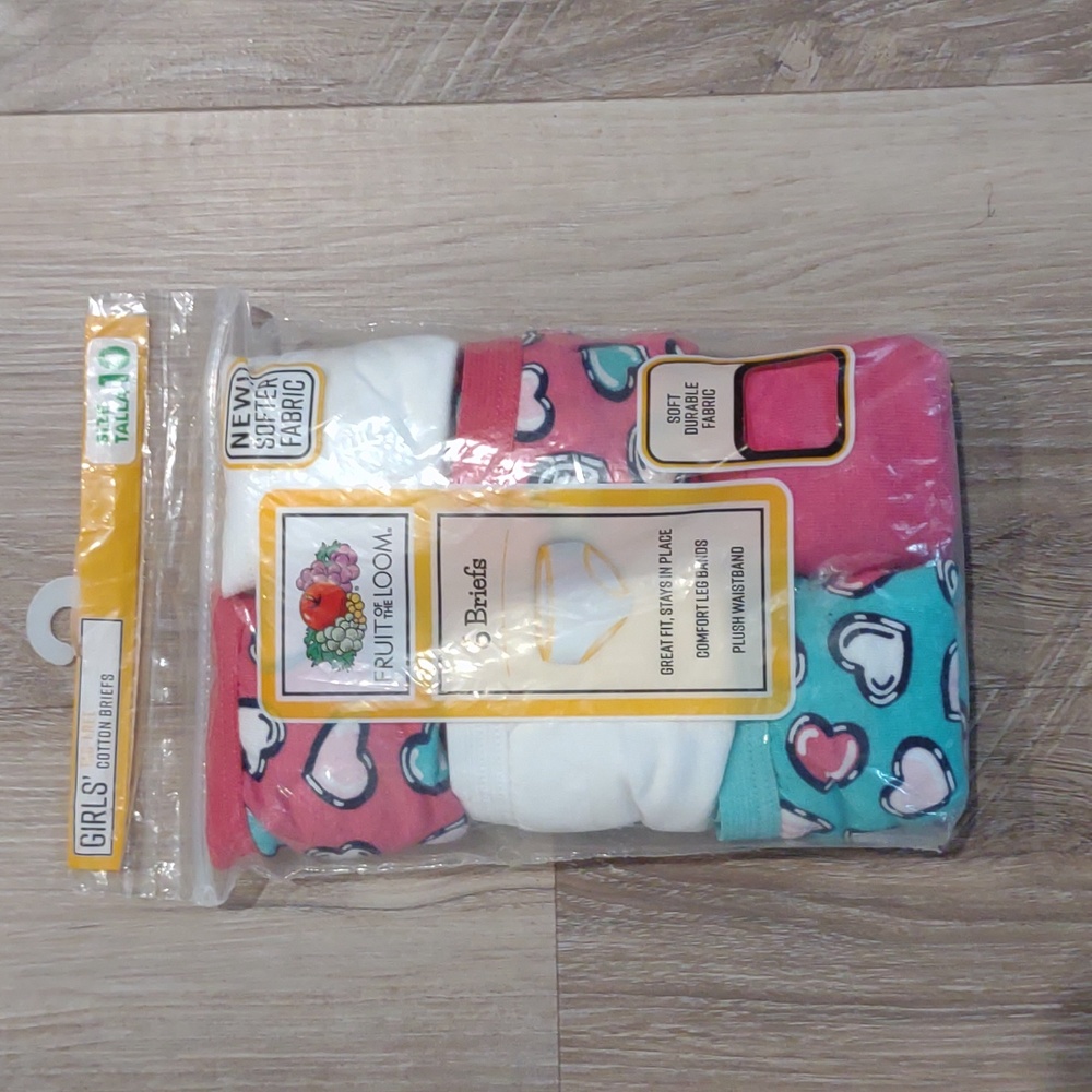 Fruit Of The Loom 6 pack Girls Briefs Size 10